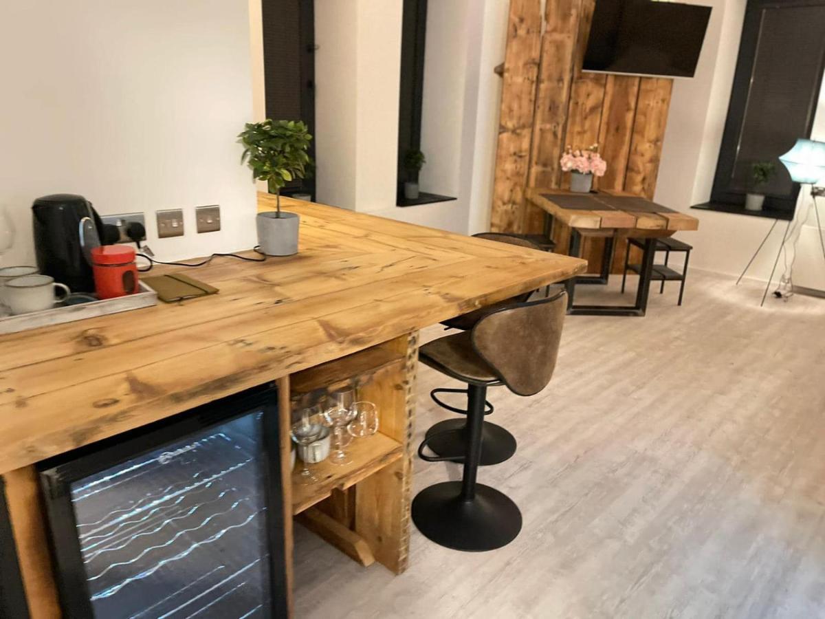 Cardiff Arms Bistro & Hotel Treorky 외부 사진
