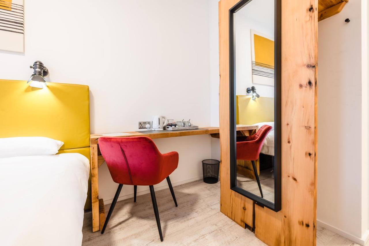 Cardiff Arms Bistro & Hotel Treorky 외부 사진