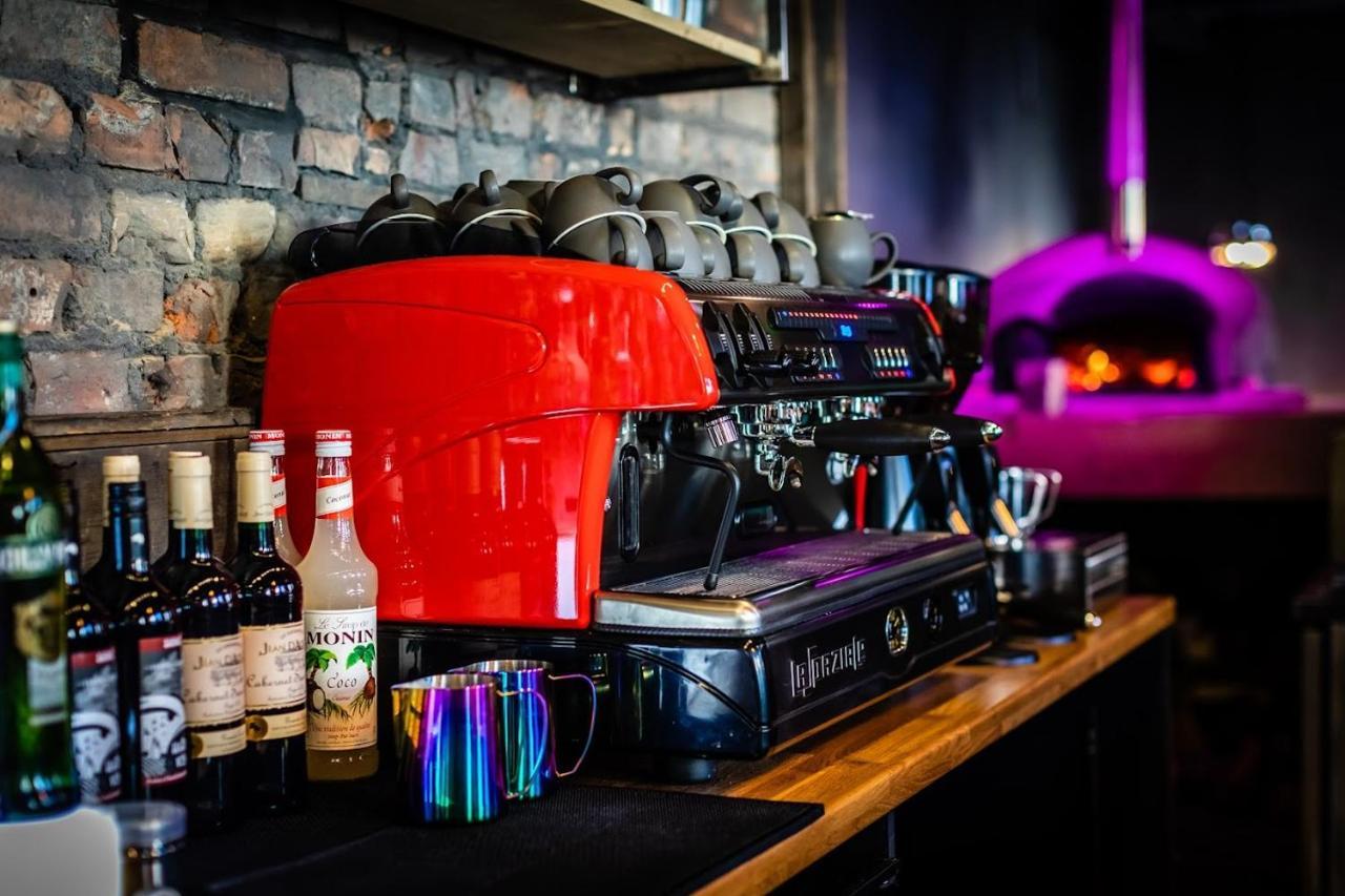 Cardiff Arms Bistro & Hotel Treorky 외부 사진
