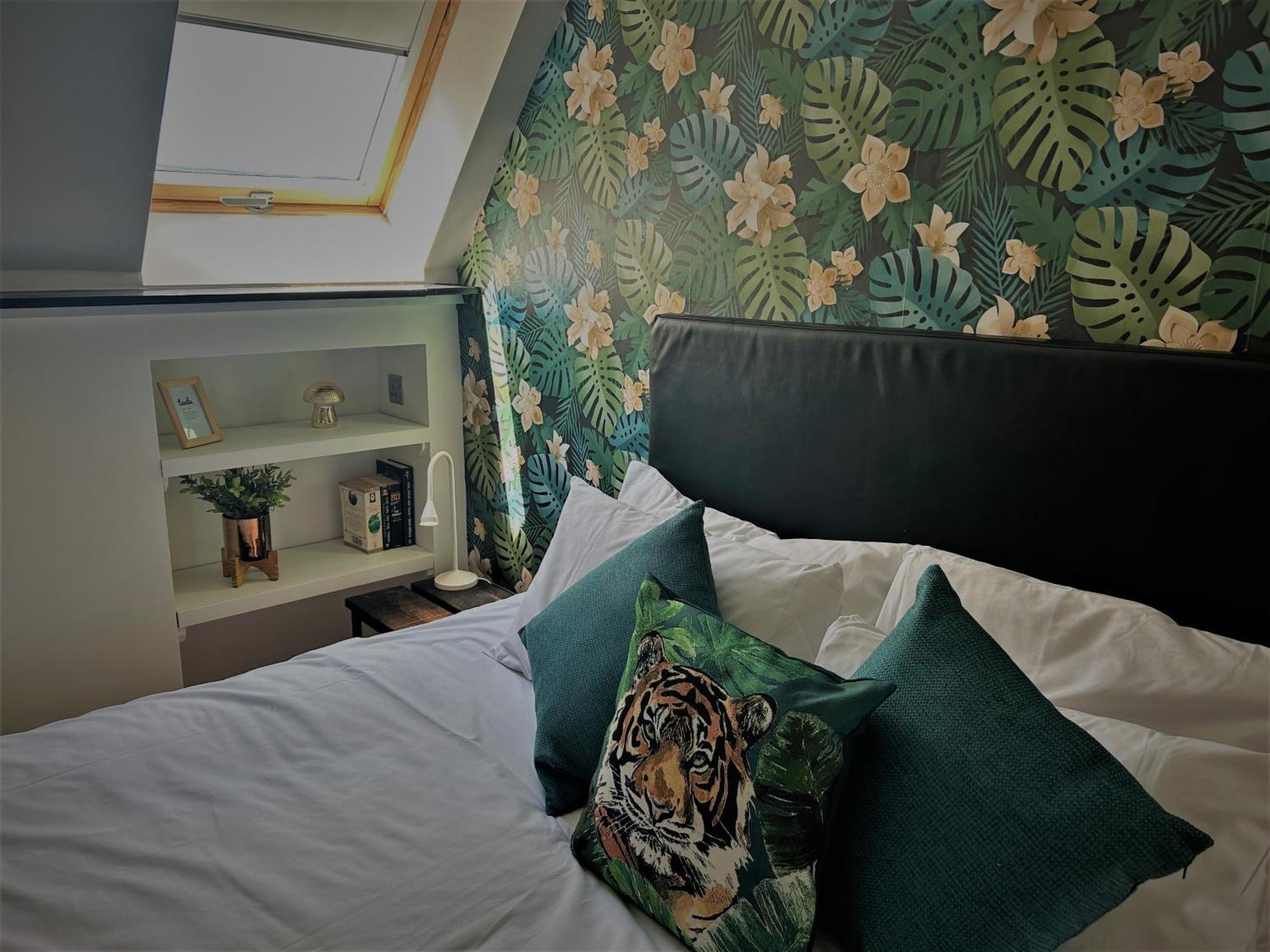 Cardiff Arms Bistro & Hotel Treorky 외부 사진
