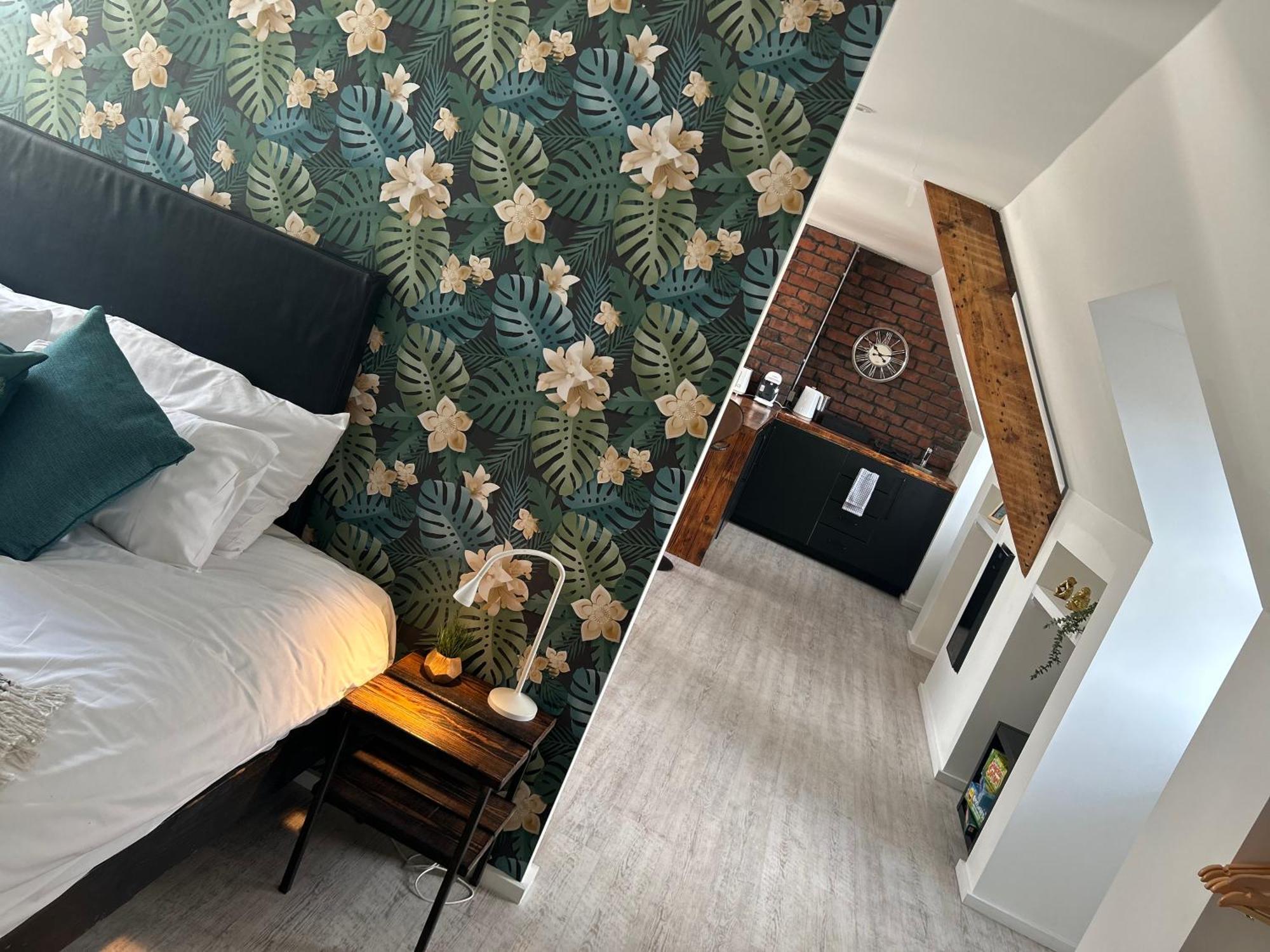 Cardiff Arms Bistro & Hotel Treorky 외부 사진
